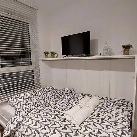 Apartment Zyczliwy Z Garazem *