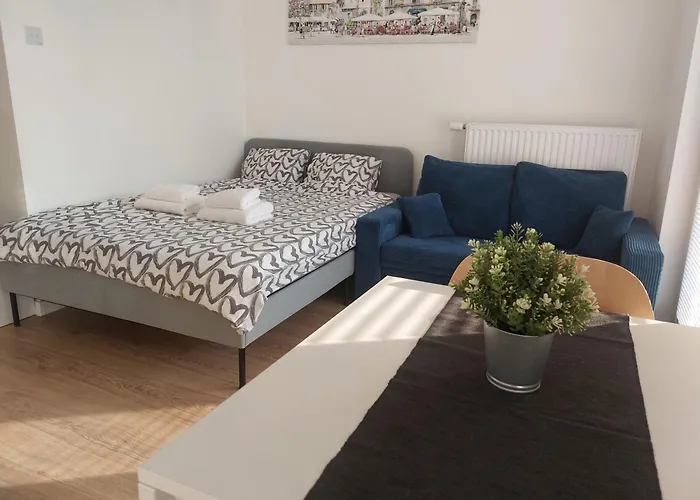 życzliwy Z Garażem * Warszawa