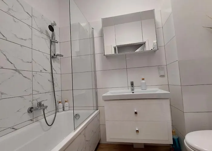 Appartement Zyczliwy Z Garazem Varsovie