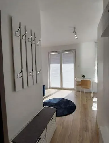 Zyczliwy Z Garazem Appartement Varsovie