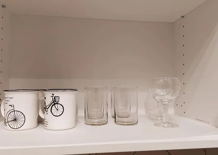 Zyczliwy Z Garazem Varsovie